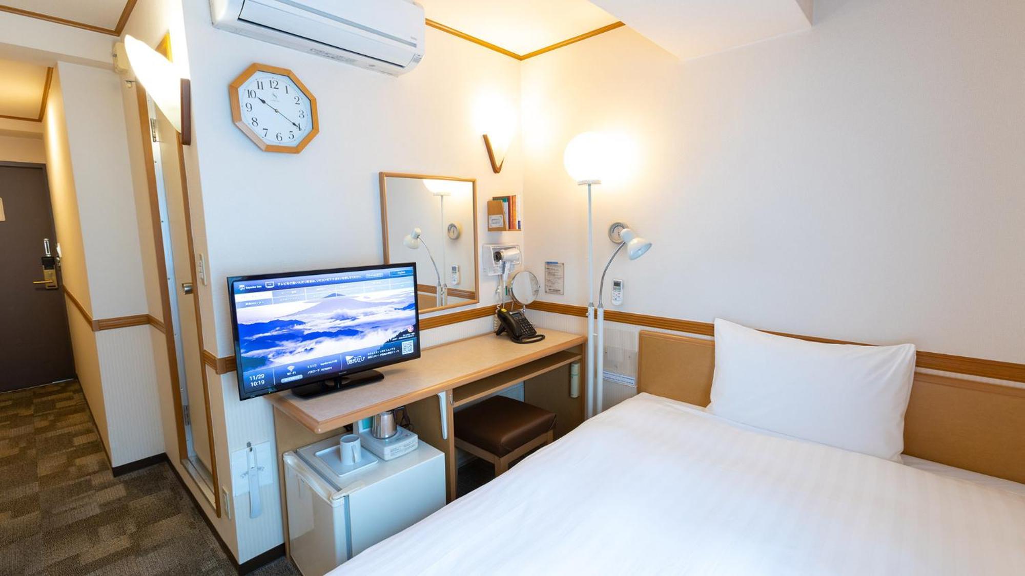 Toyoko Inn Shin-Yokohama Ekimae Shinkan Room photo