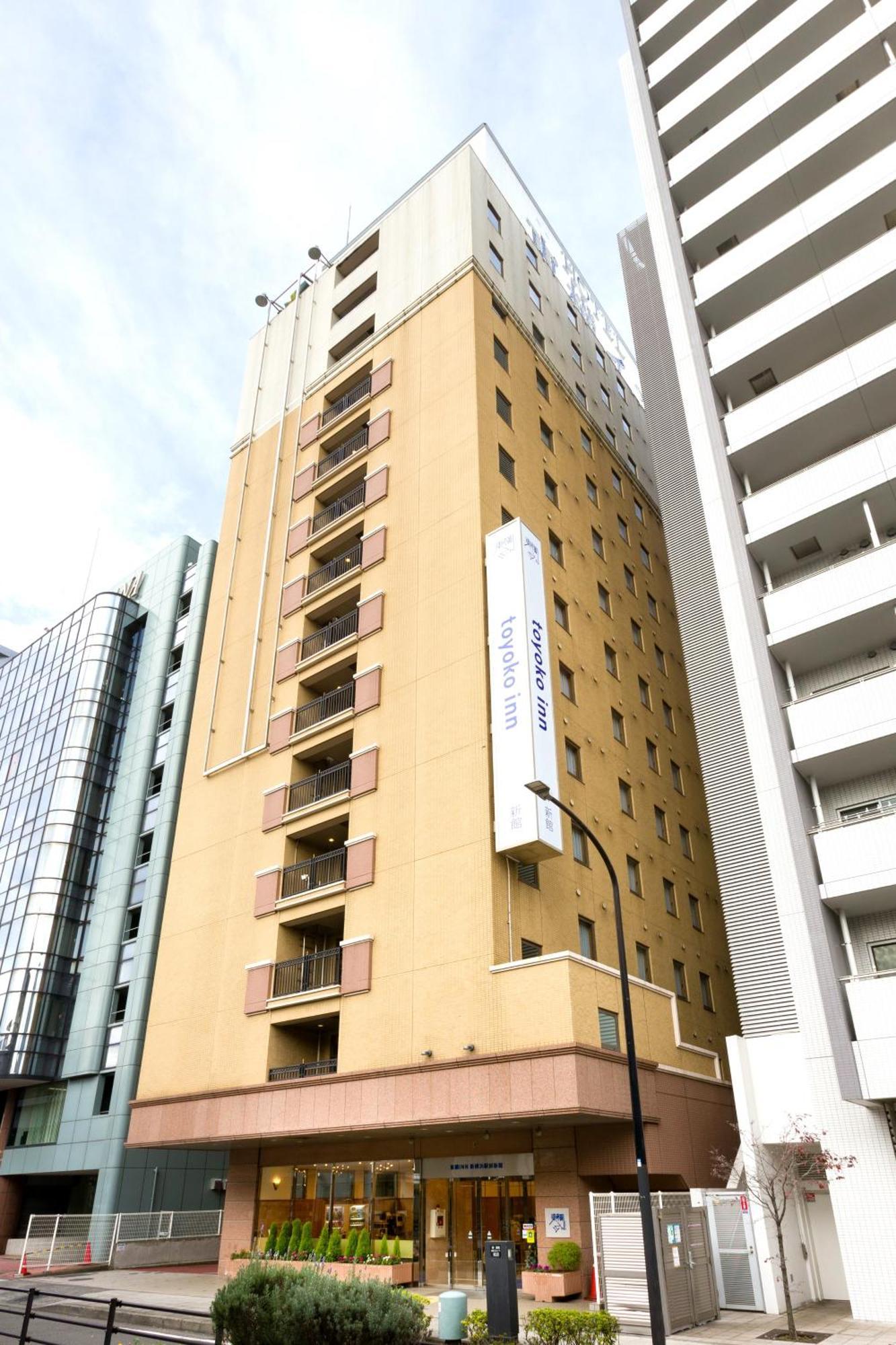 Toyoko Inn Shin-Yokohama Ekimae Shinkan Exterior photo