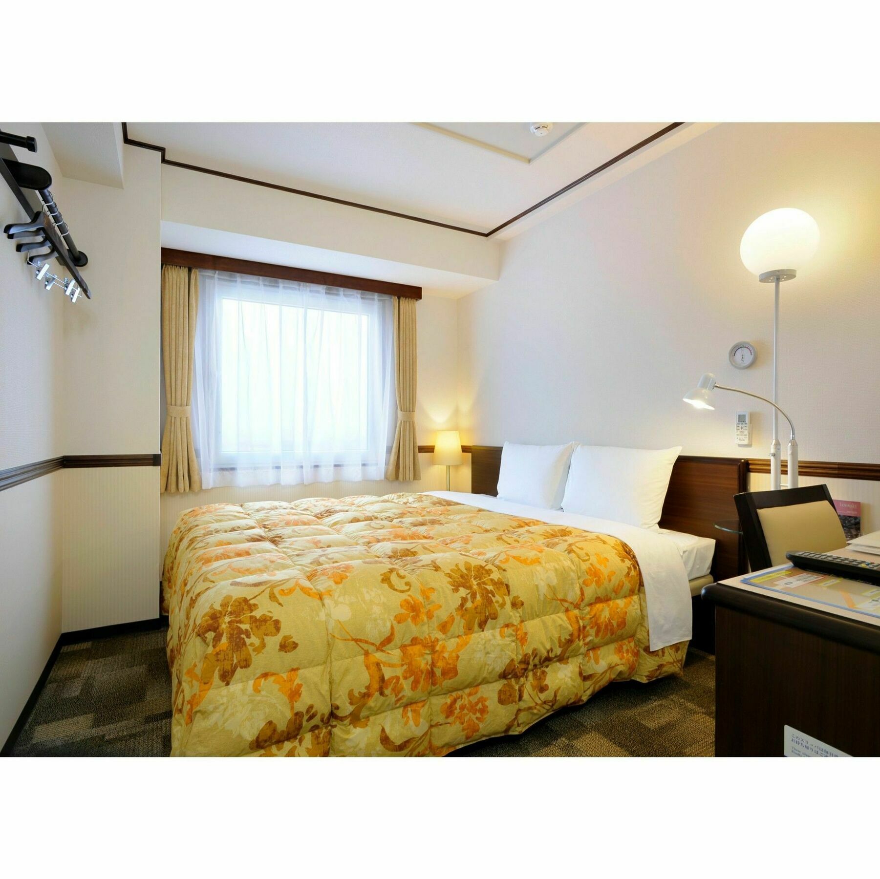 Toyoko Inn Shin-Yokohama Ekimae Shinkan Exterior photo